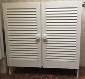 Badschrank